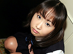 制服少女だまし撮り 山下真耶