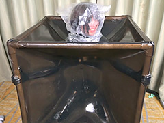 ラバーマゾ・キキを真空ボックスに閉じ込めてみた 2