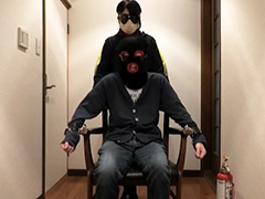 拘束椅子でまたもや長時間くすぐられたM男