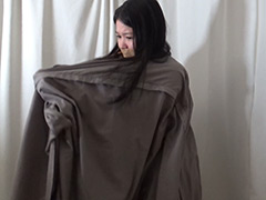 菅原花音 – 動画撮影をしていたら 何故か袋に入れられた