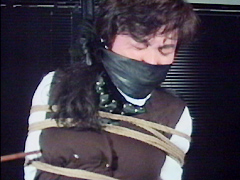 女事務員・縄狂い 藤野裕花