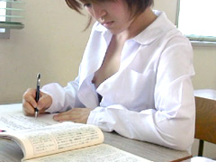女子○生胸チラモロ乳首