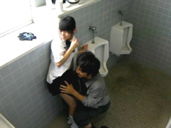 公衆便所で○○○された○○生○撮3