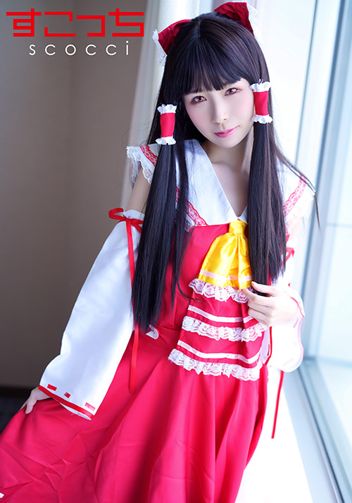 厳選美少女にコスプレオレの子を孕ませる！博●霊夢