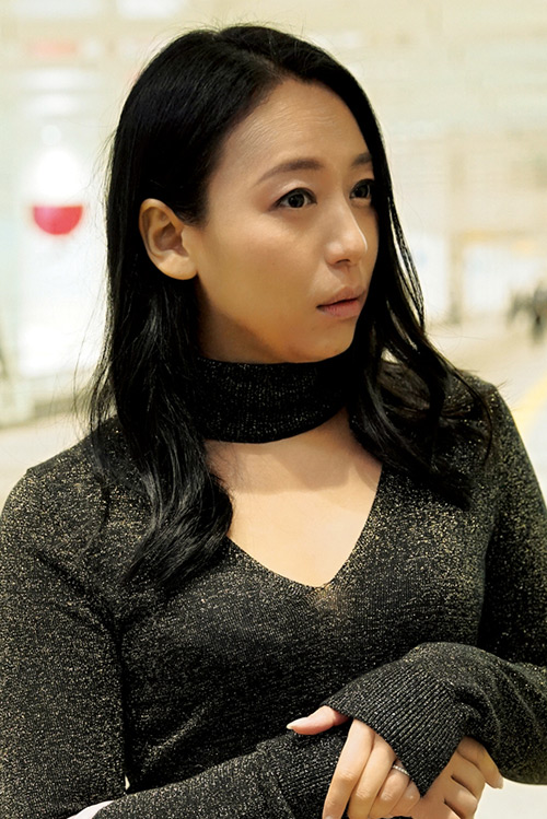 羞恥心とエロさのギャップが激シコなセレブ人妻