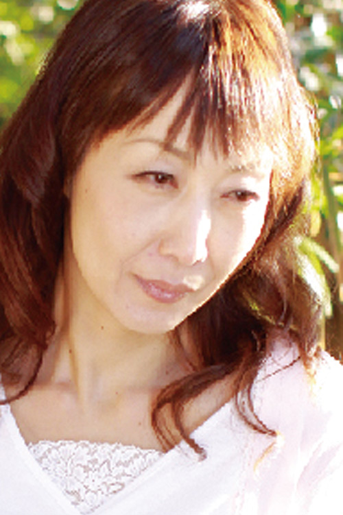 美麗熟女 静乃さん（44歳）