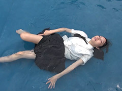 誰にも話せない事